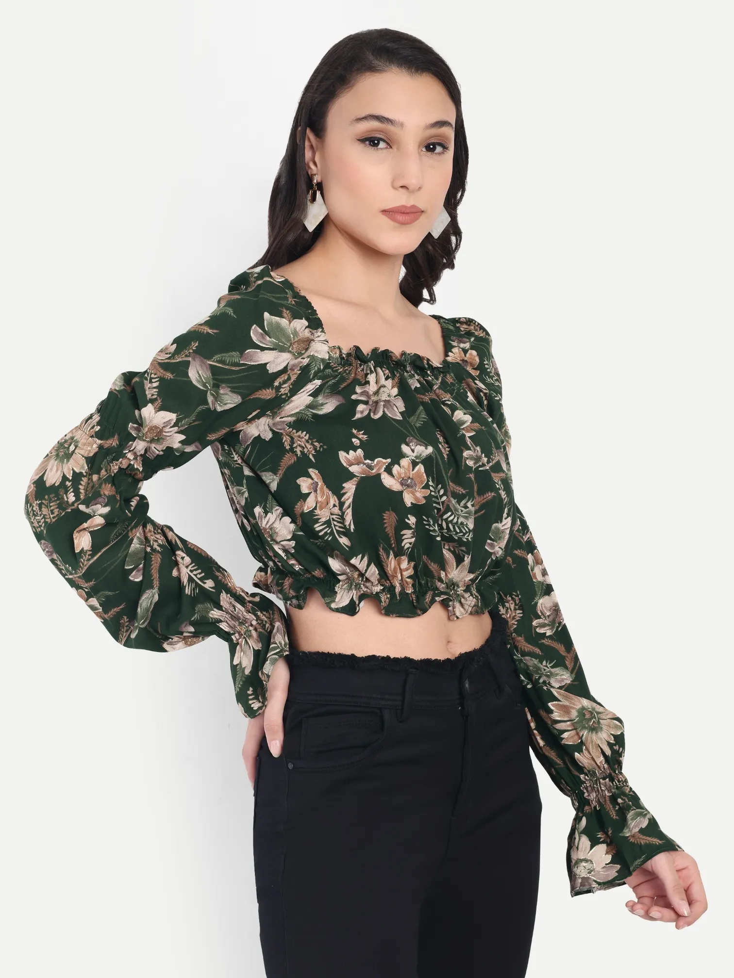 ecomm female shoot